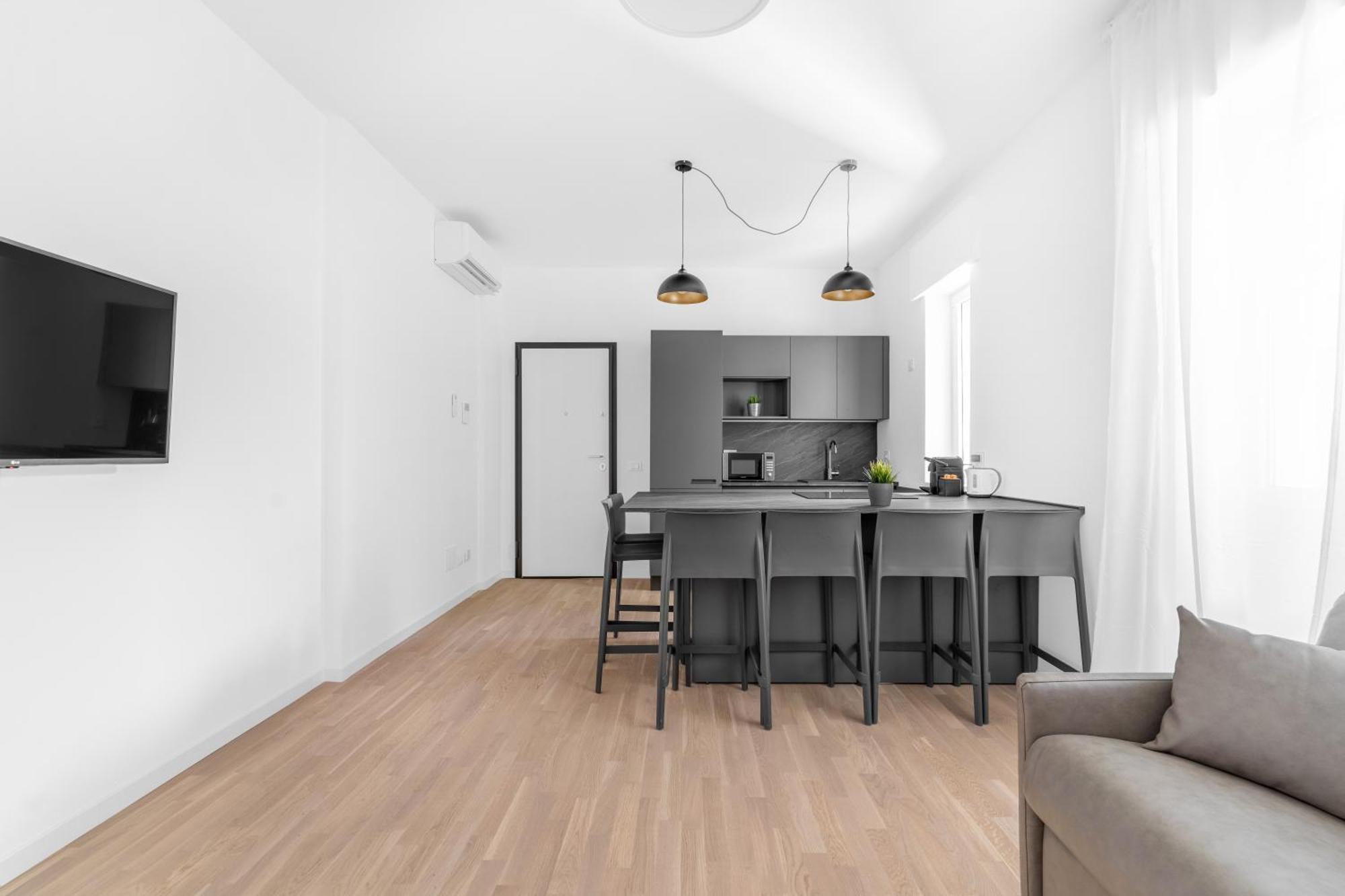 Mi Casa - Appartamento In Ponte Nuovo Mailand Exterior foto