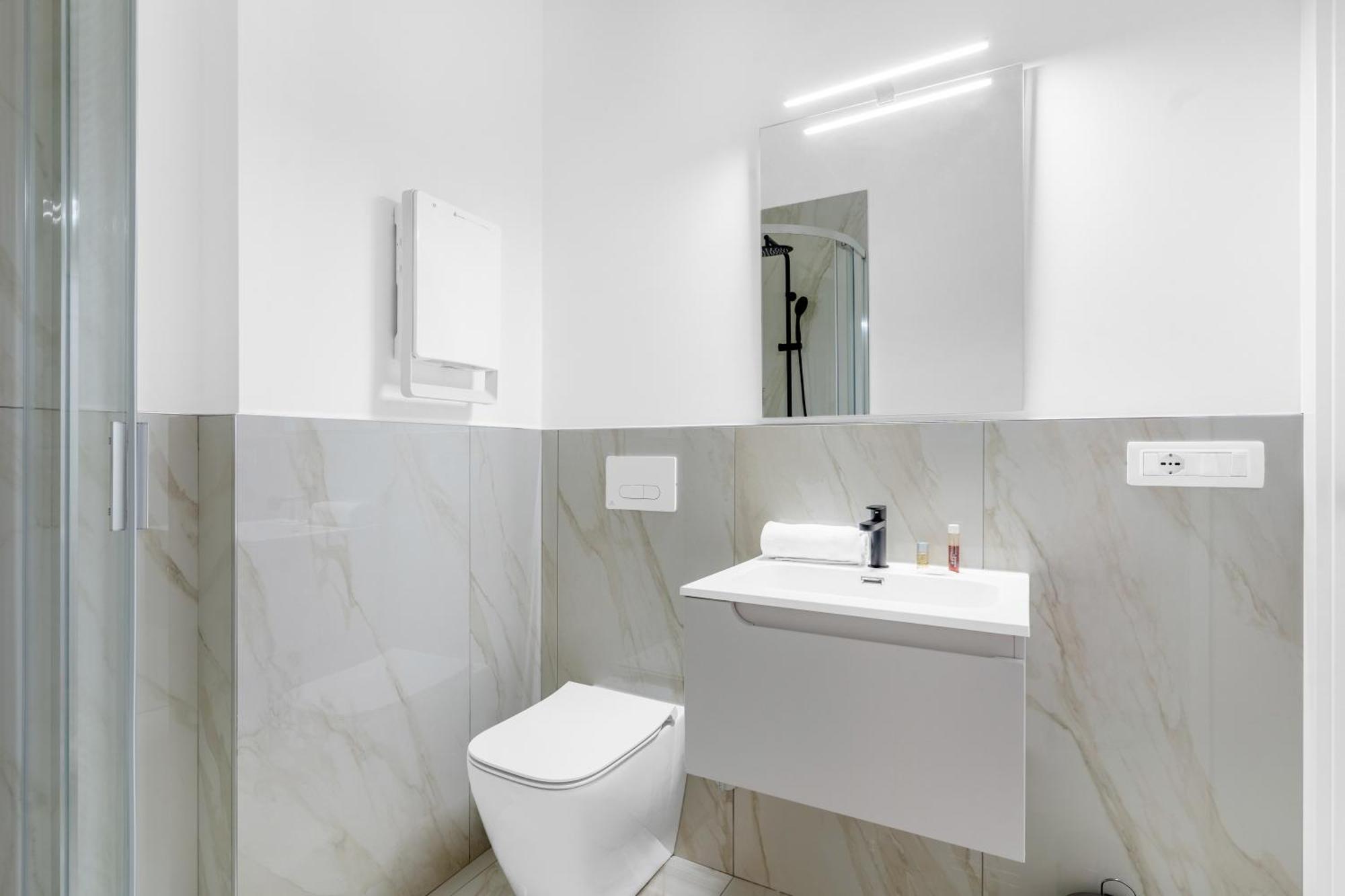 Mi Casa - Appartamento In Ponte Nuovo Mailand Exterior foto